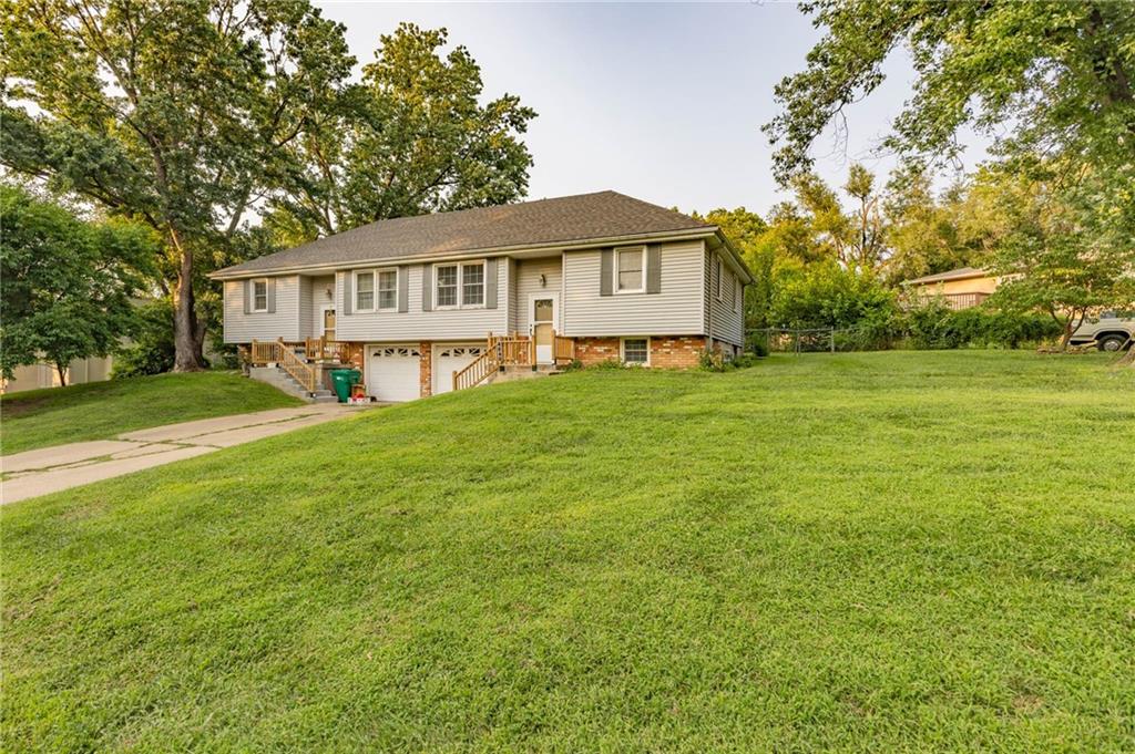 Listing Photo MLS #HMS2626235