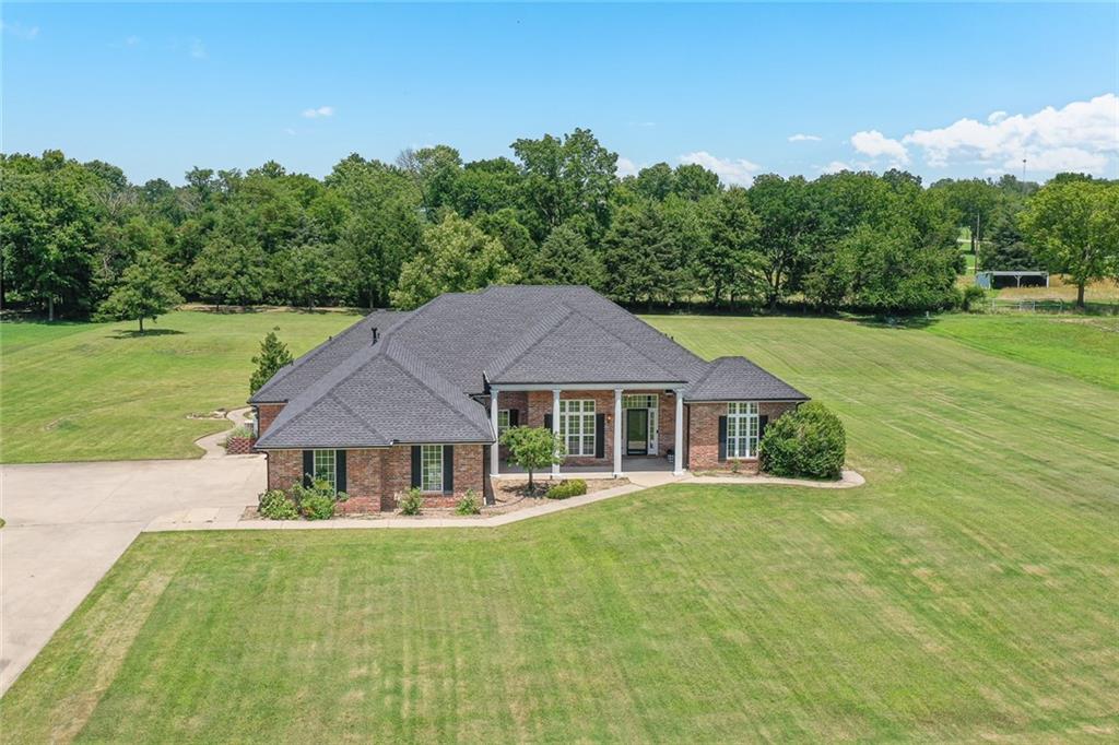 Listing Photo MLS #HMS2626791