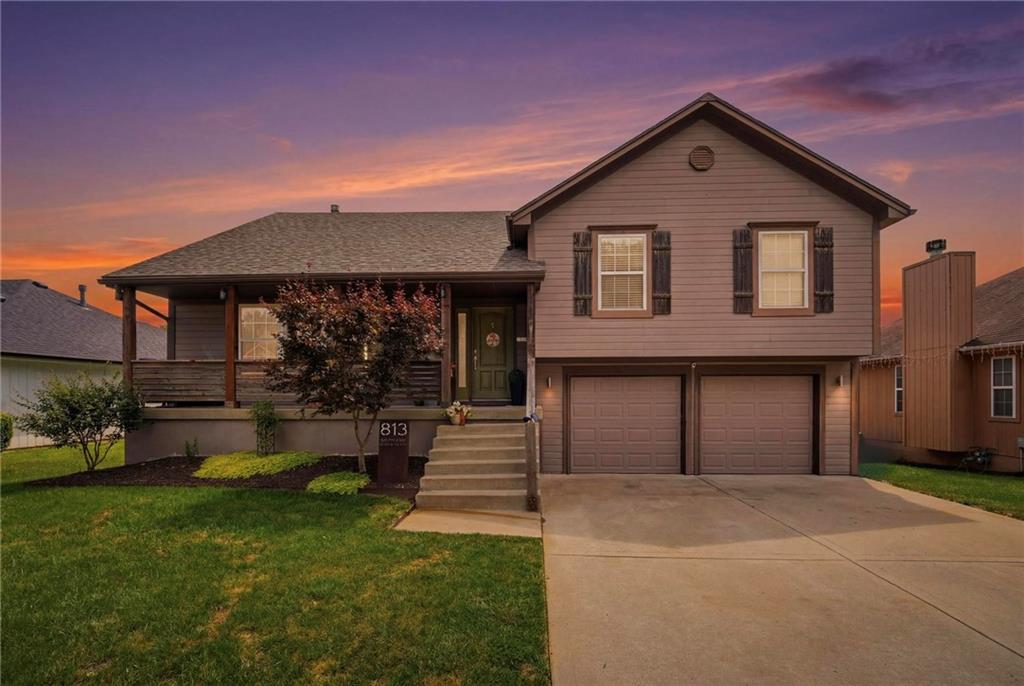 Listing Photo MLS #HMS2627245
