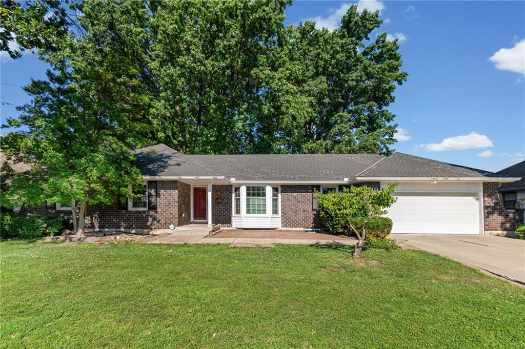 Listing Photo MLS #HMS2627399