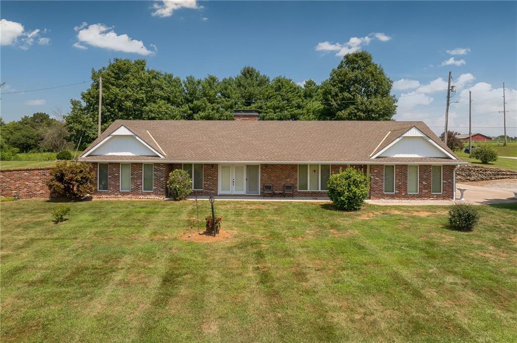 Listing Photo MLS #HMS2627874