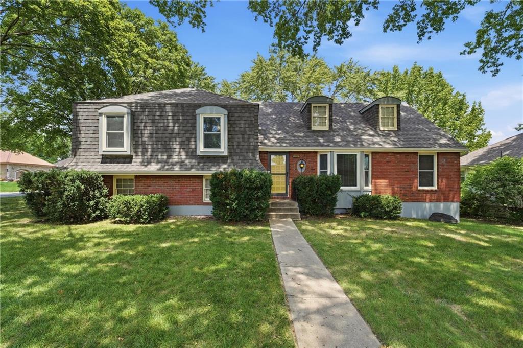 Listing Photo MLS #HMS2628011