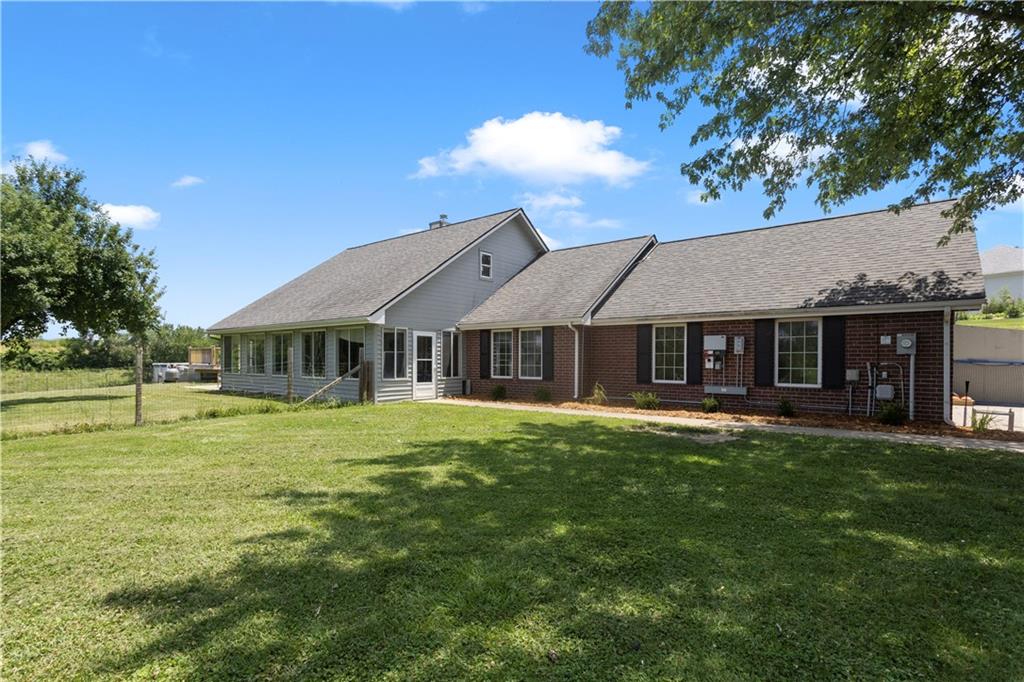 Listing Photo MLS #HMS2628195