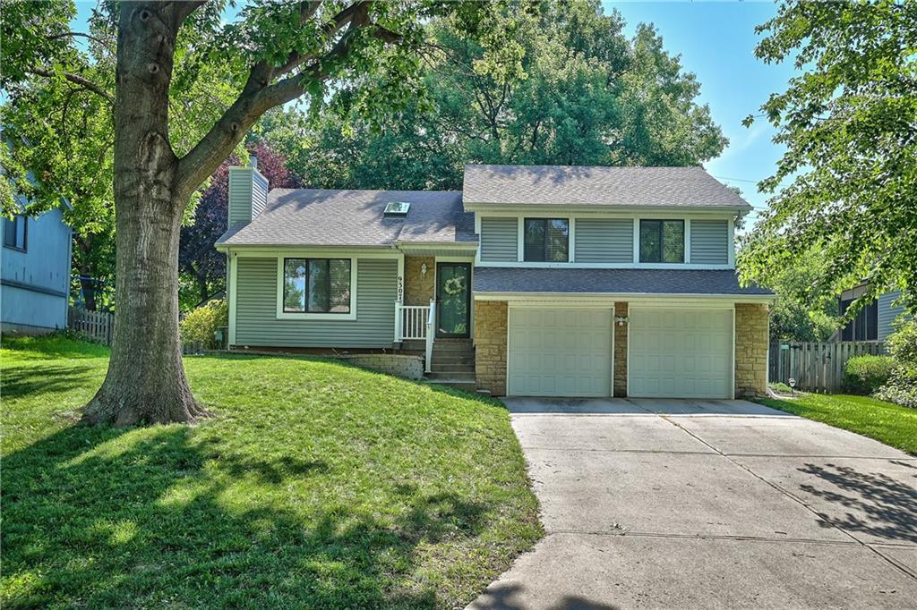 Listing Photo MLS #HMS2628304