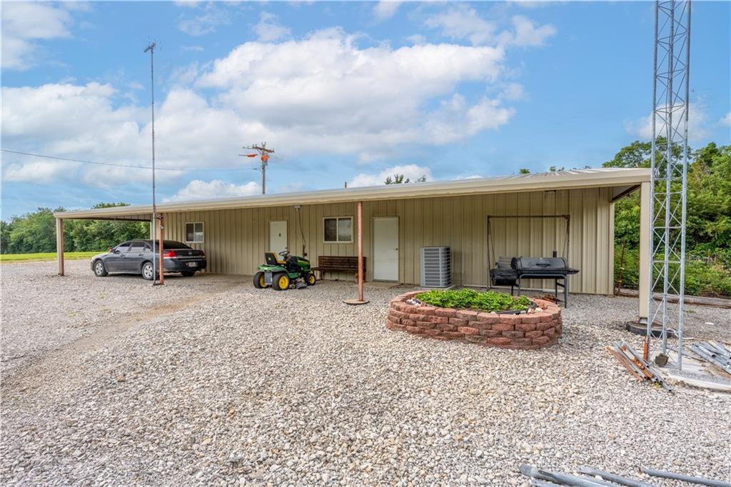 Listing Photo MLS #HMS2628506