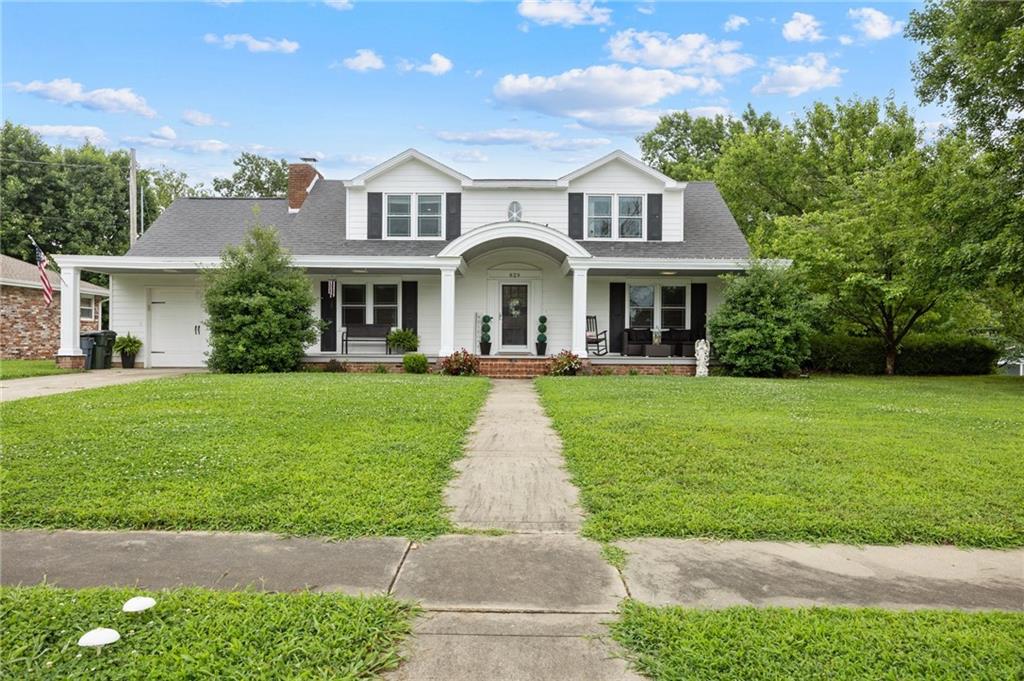 Listing Photo MLS #HMS2628703