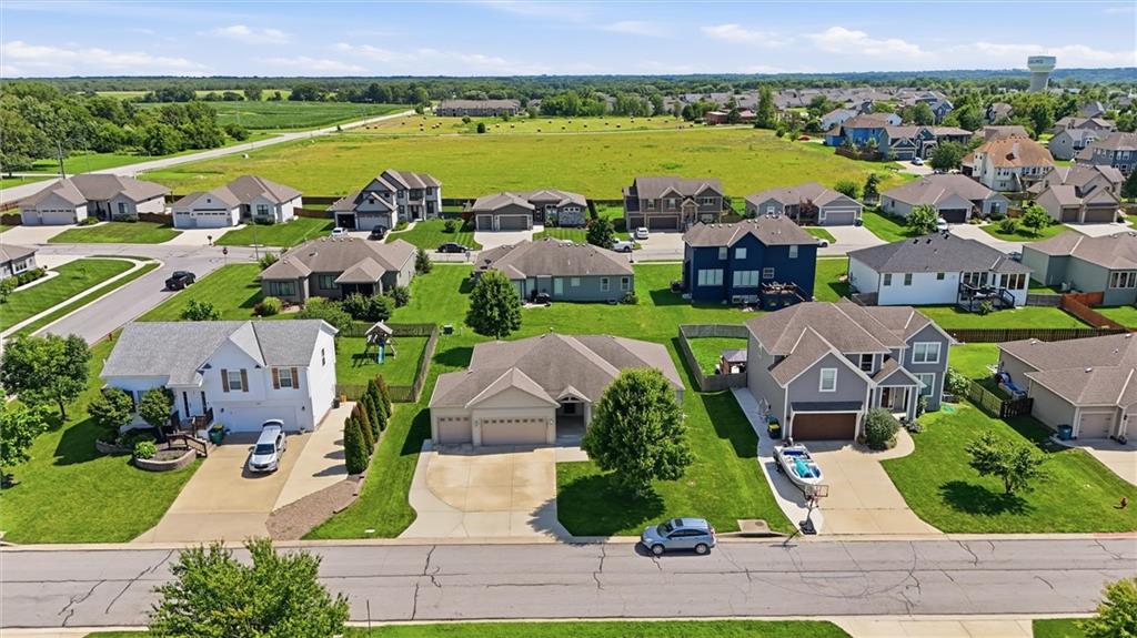 Listing Photo MLS #HMS2629042
