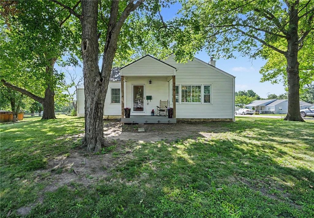 Listing Photo MLS #HMS2629187