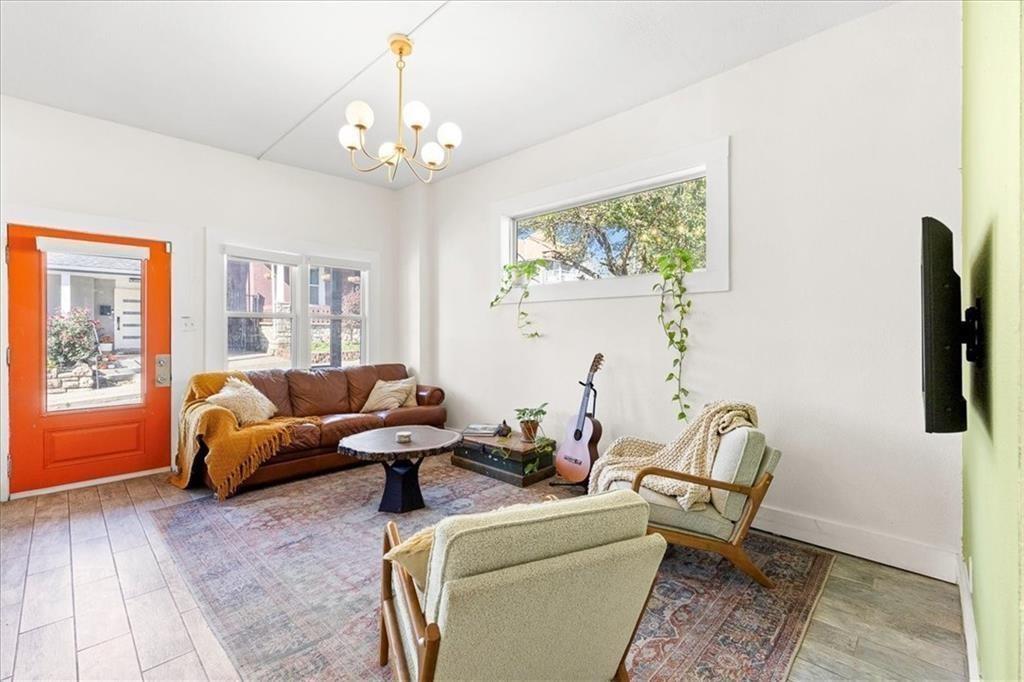 Listing Photo MLS #HMS2629559