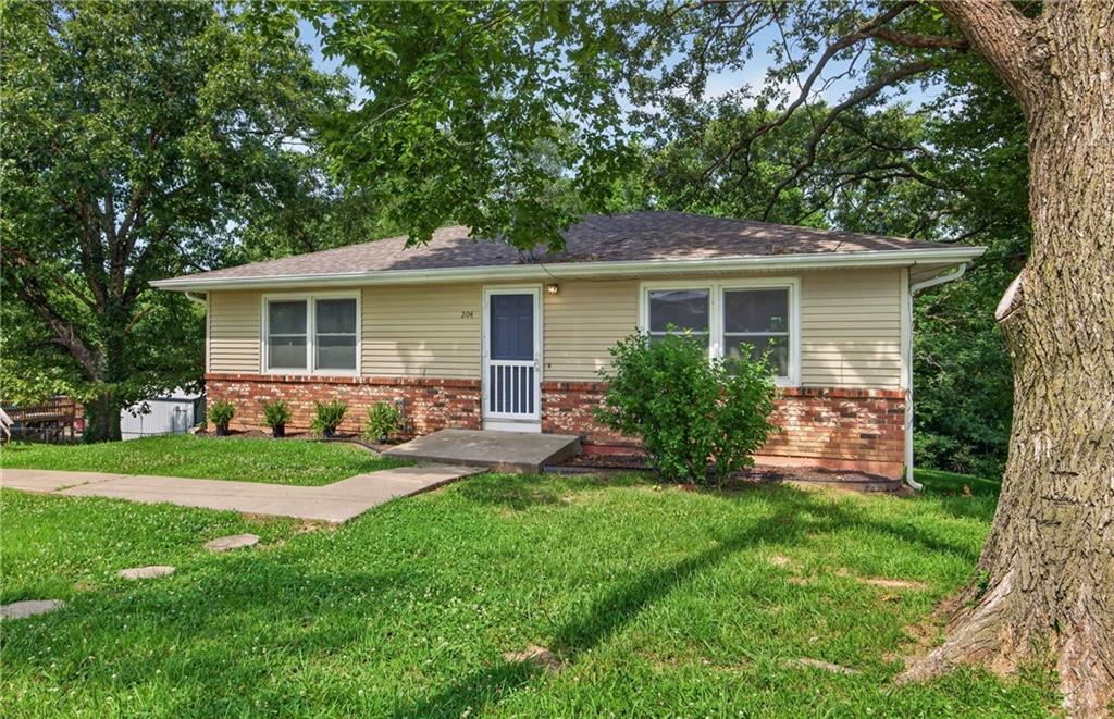 Listing Photo MLS #HMS2629630