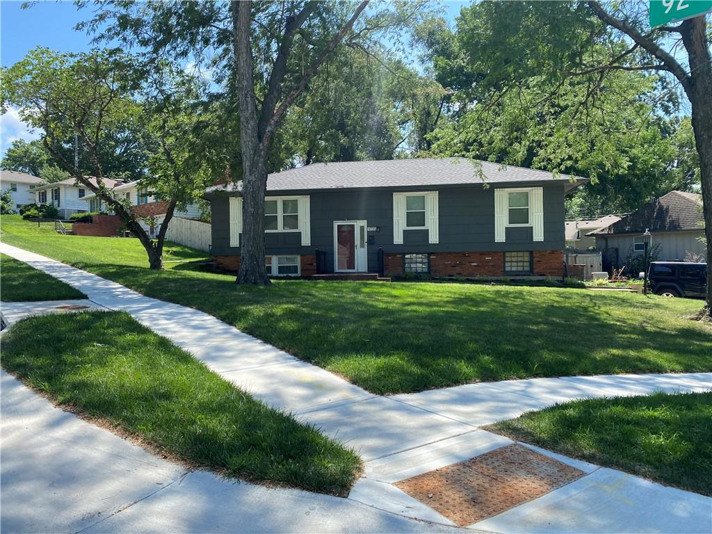 Listing Photo MLS #HMS2629770