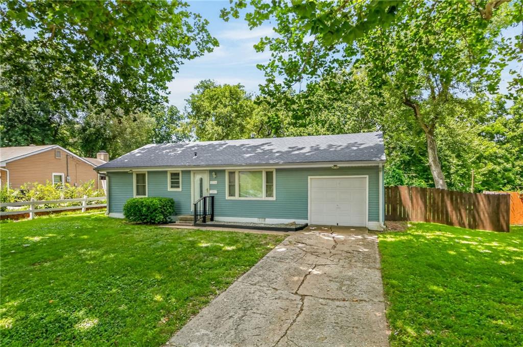 Listing Photo MLS #HMS2629786