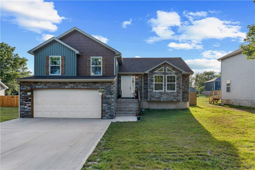 Listing Photo MLS #HMS2629807