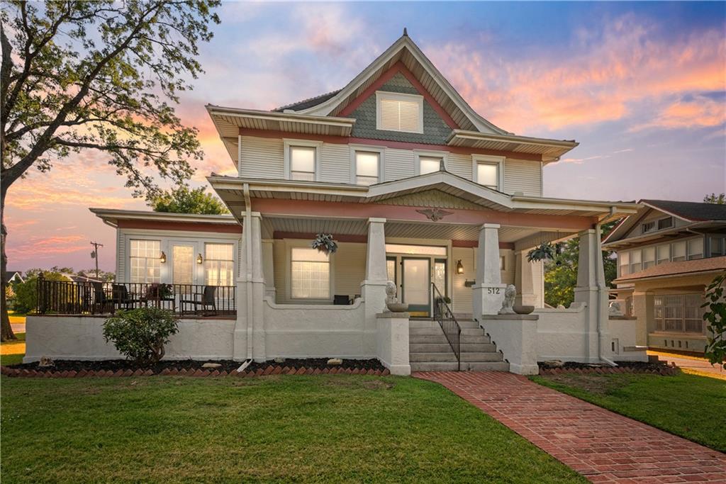 Listing Photo MLS #HMS2629827