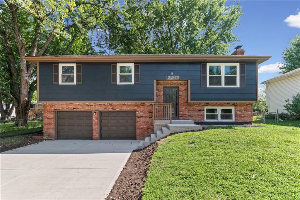 Listing Photo MLS #HMS2629909