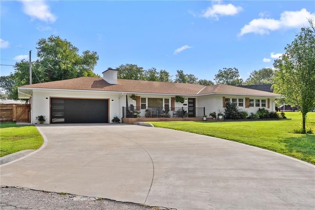 Listing Photo MLS #HMS2630571
