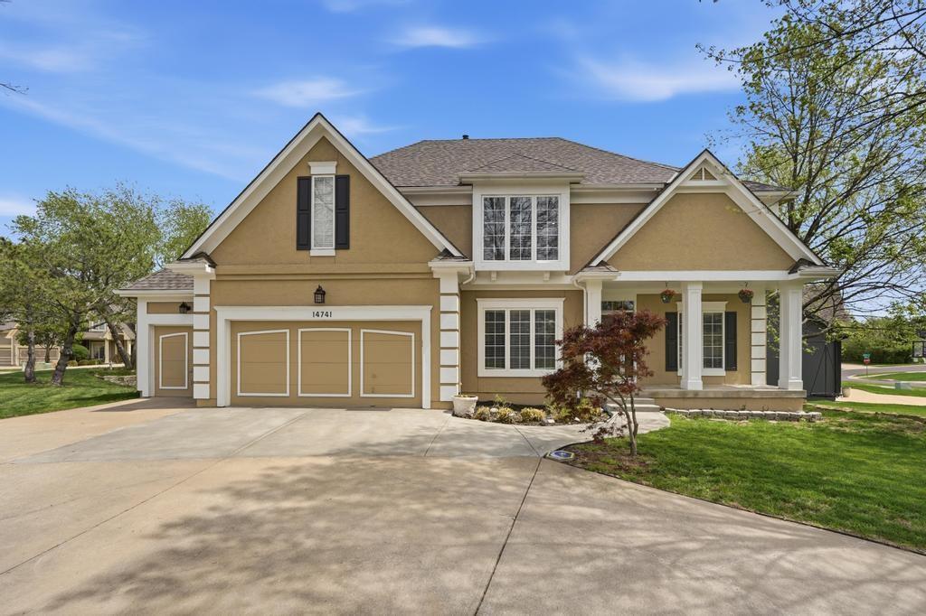 Listing Photo MLS #HMS2630723