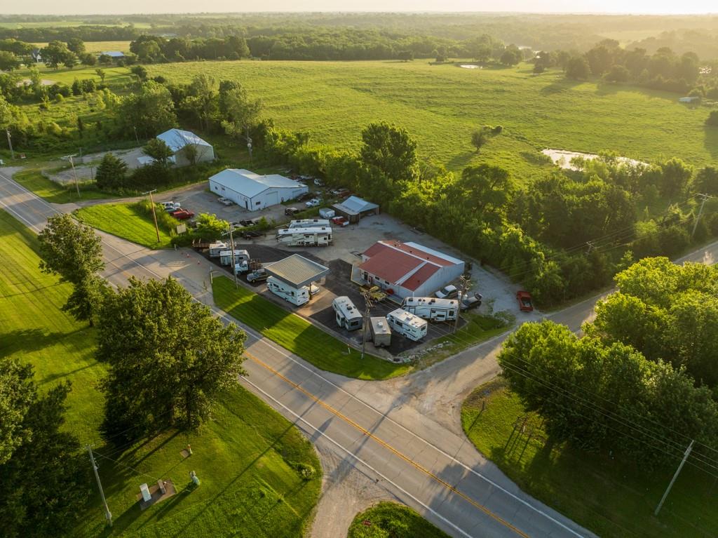 Listing Photo MLS #HMS2630903