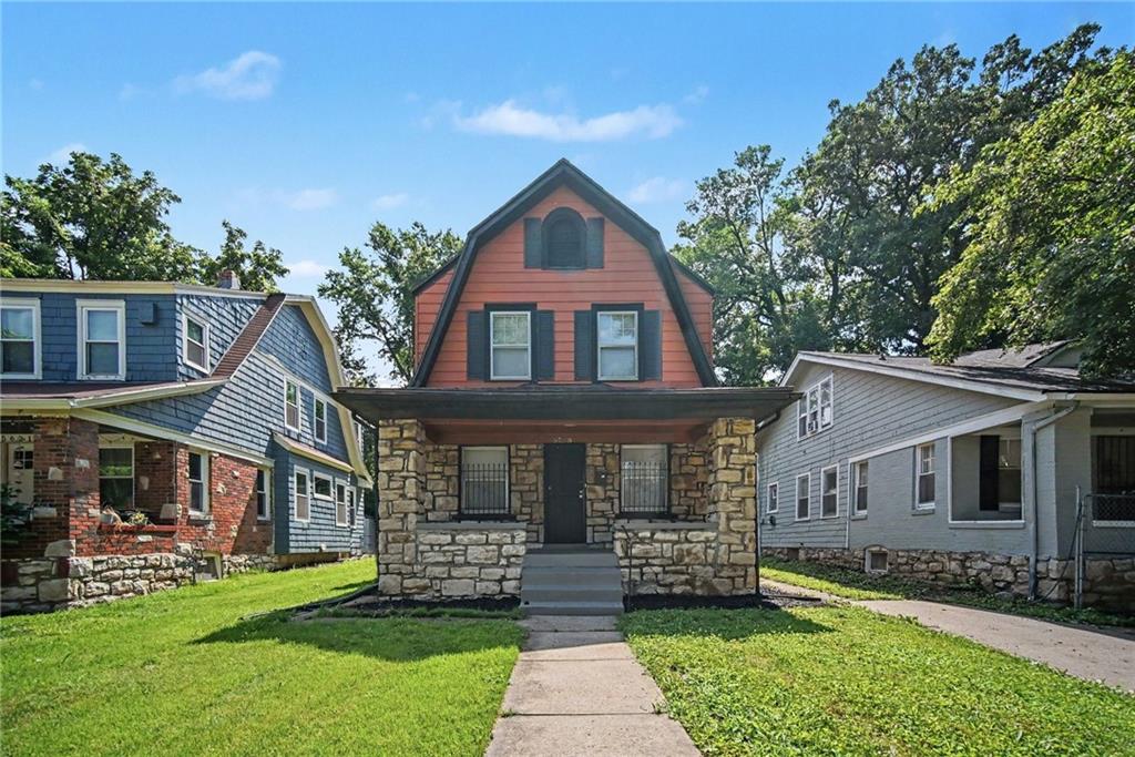 Listing Photo MLS #HMS2631005