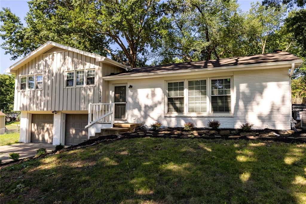 Listing Photo MLS #HMS2631550