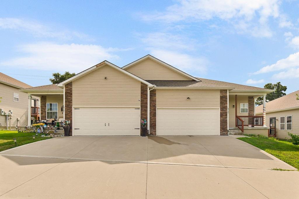 Listing Photo MLS #HMS2631590