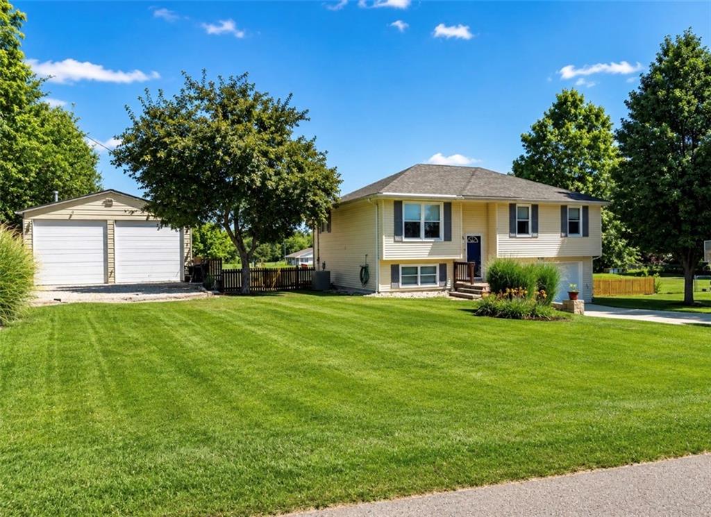 Listing Photo MLS #HMS2632005