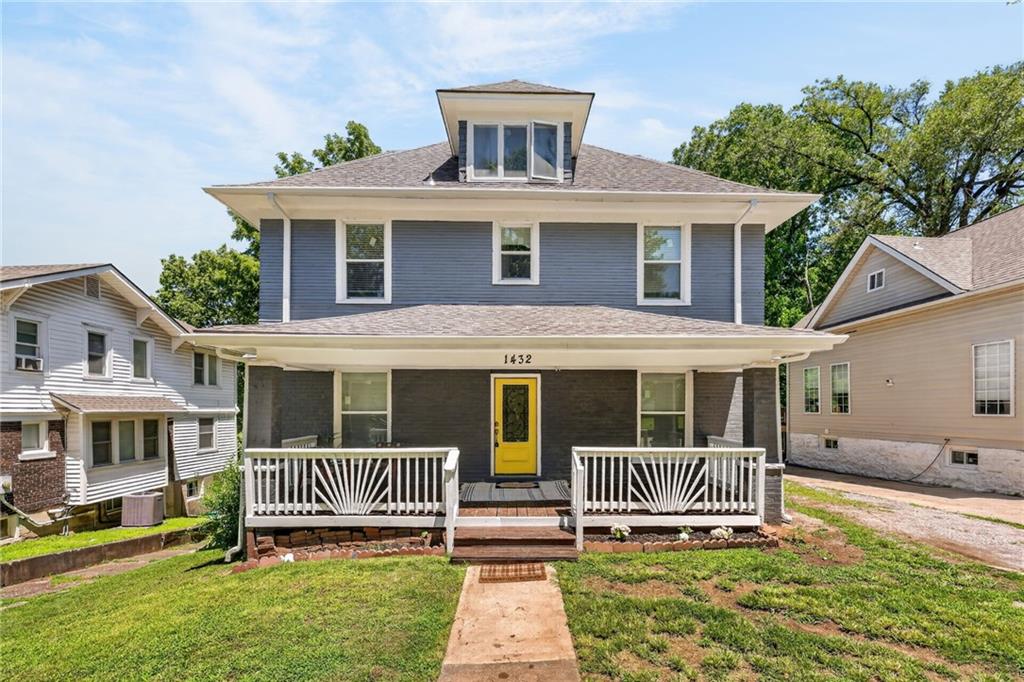 Listing Photo MLS #HMS2633007