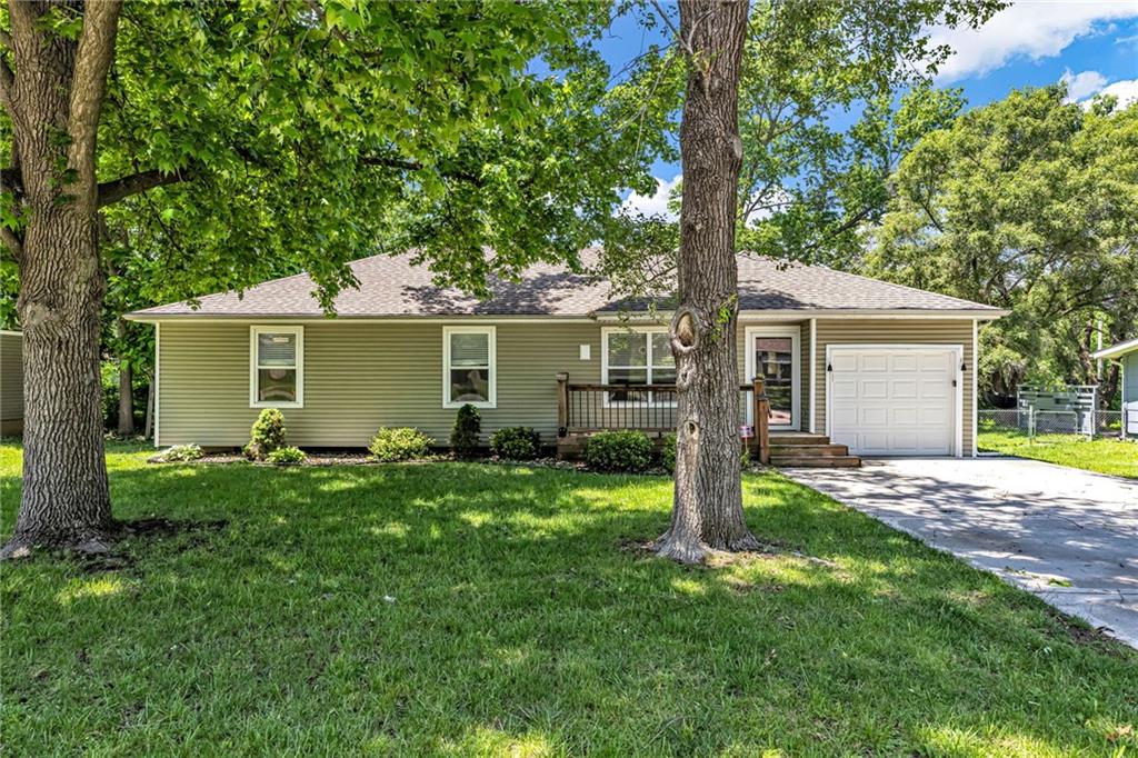 Listing Photo MLS #HMS2633097