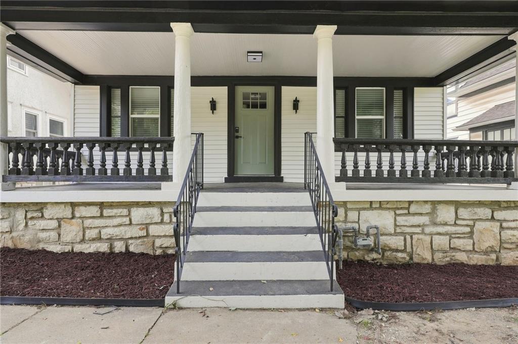 Listing Photo MLS #HMS2633137