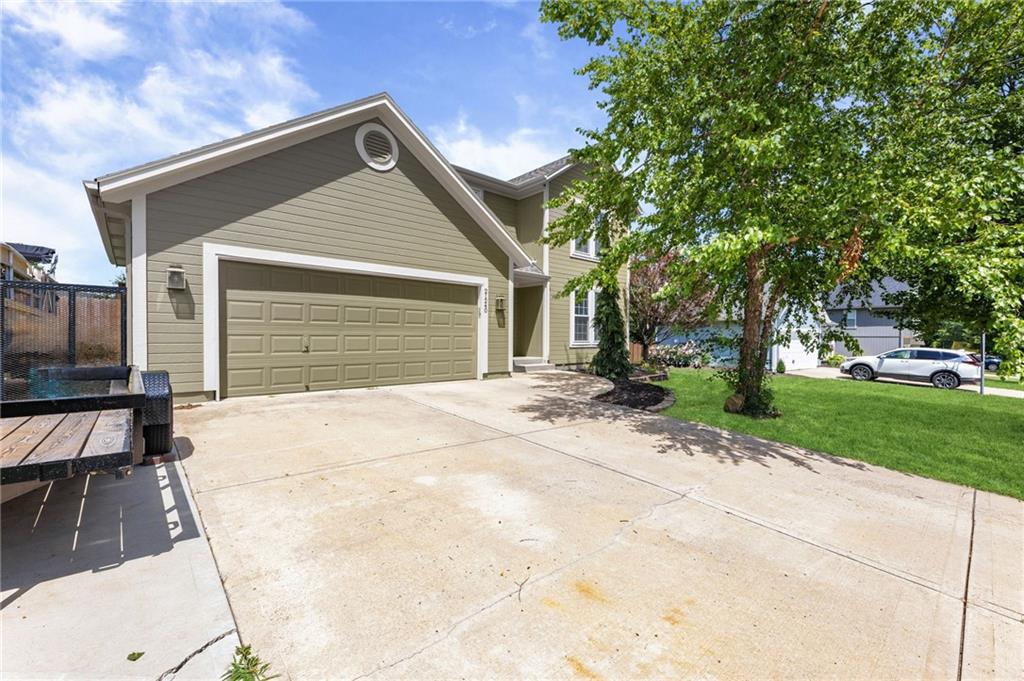 Listing Photo MLS #HMS2633816