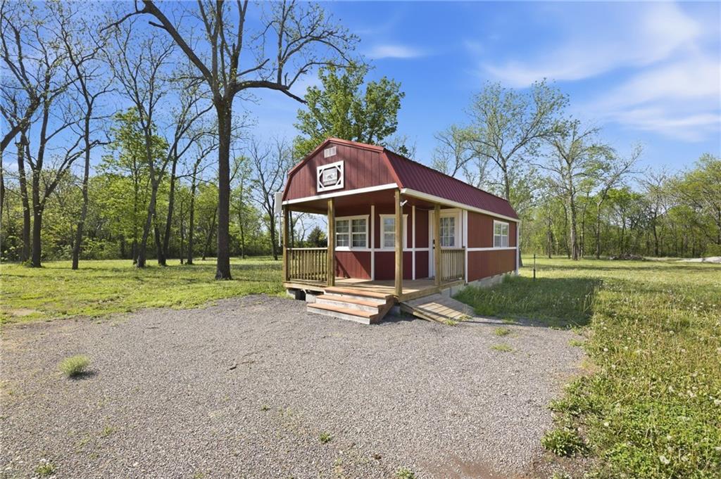 Listing Photo MLS #HMS2633888