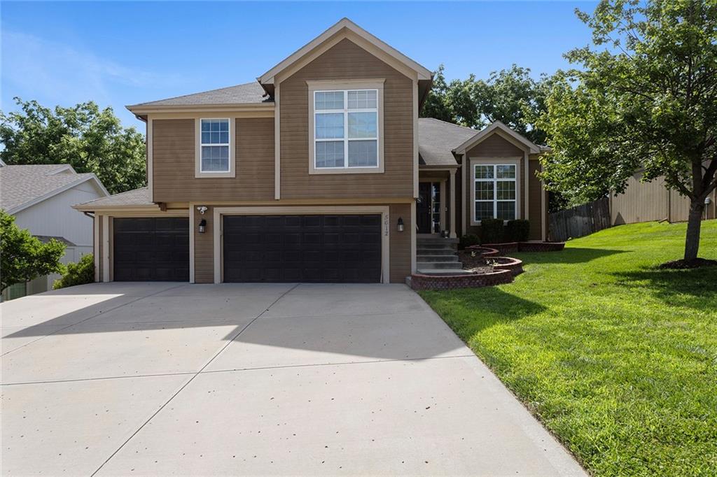 Listing Photo MLS #HMS2634275