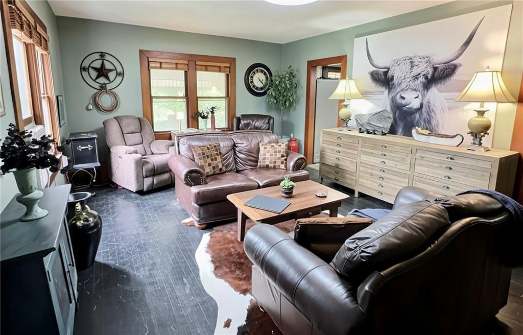 Listing Photo MLS #HMS2634427