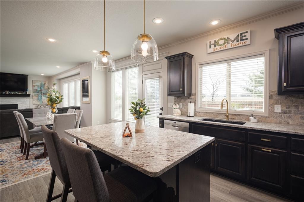Listing Photo MLS #HMS2634430