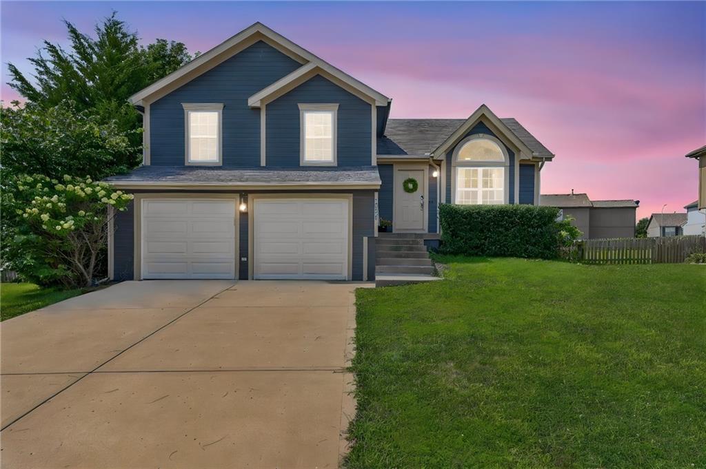 Listing Photo MLS #HMS2635029