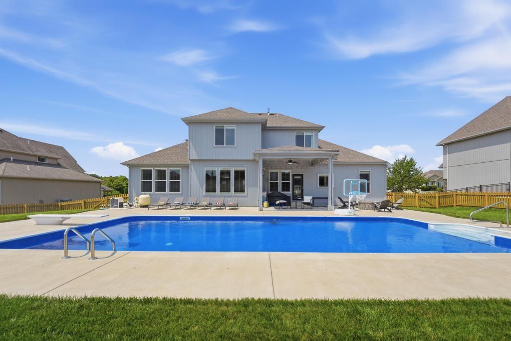 Listing Photo MLS #HMS2635066