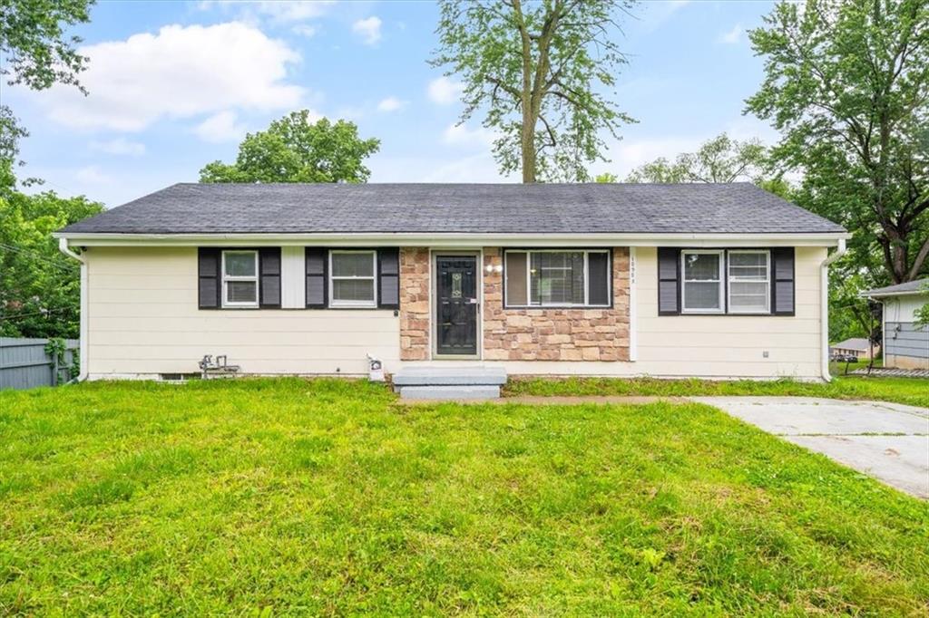 Listing Photo MLS #HMS2635098