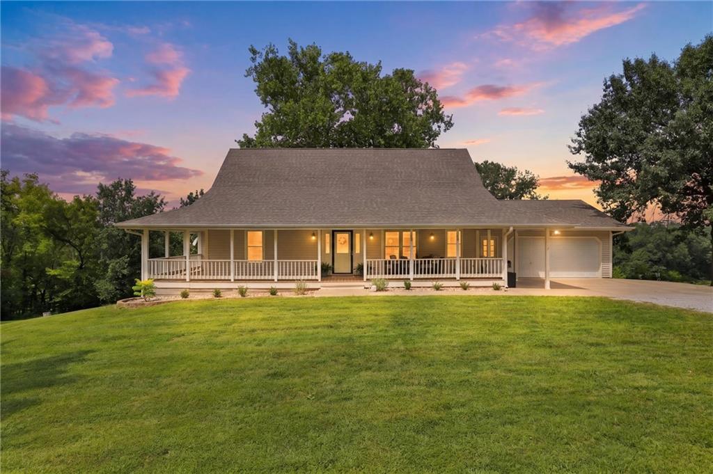 Listing Photo MLS #HMS2635238