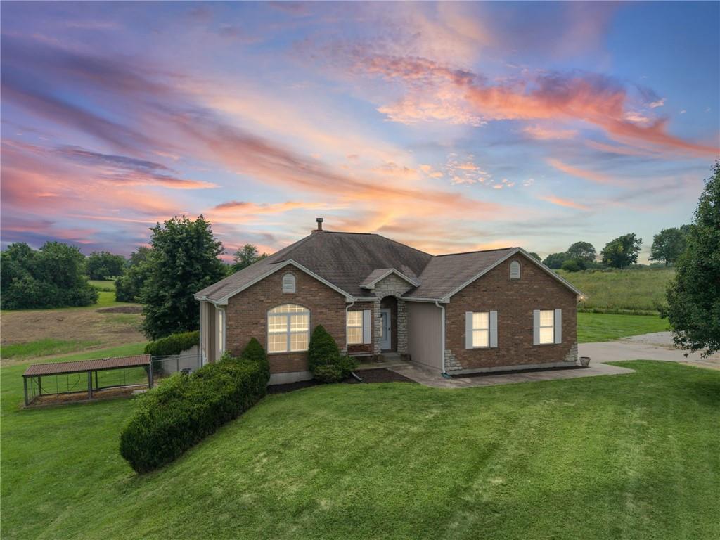 Listing Photo MLS #HMS2635290