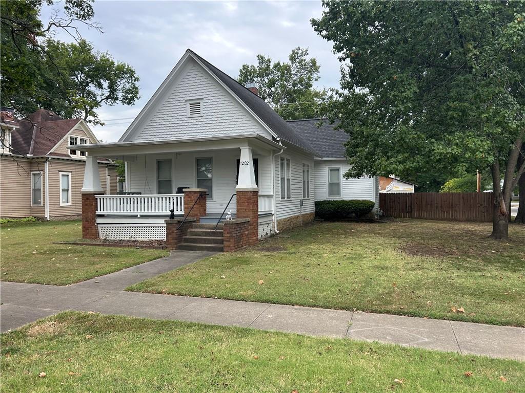 Listing Photo MLS #HMS2635725