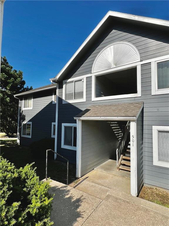 Listing Photo MLS #HMS2636272