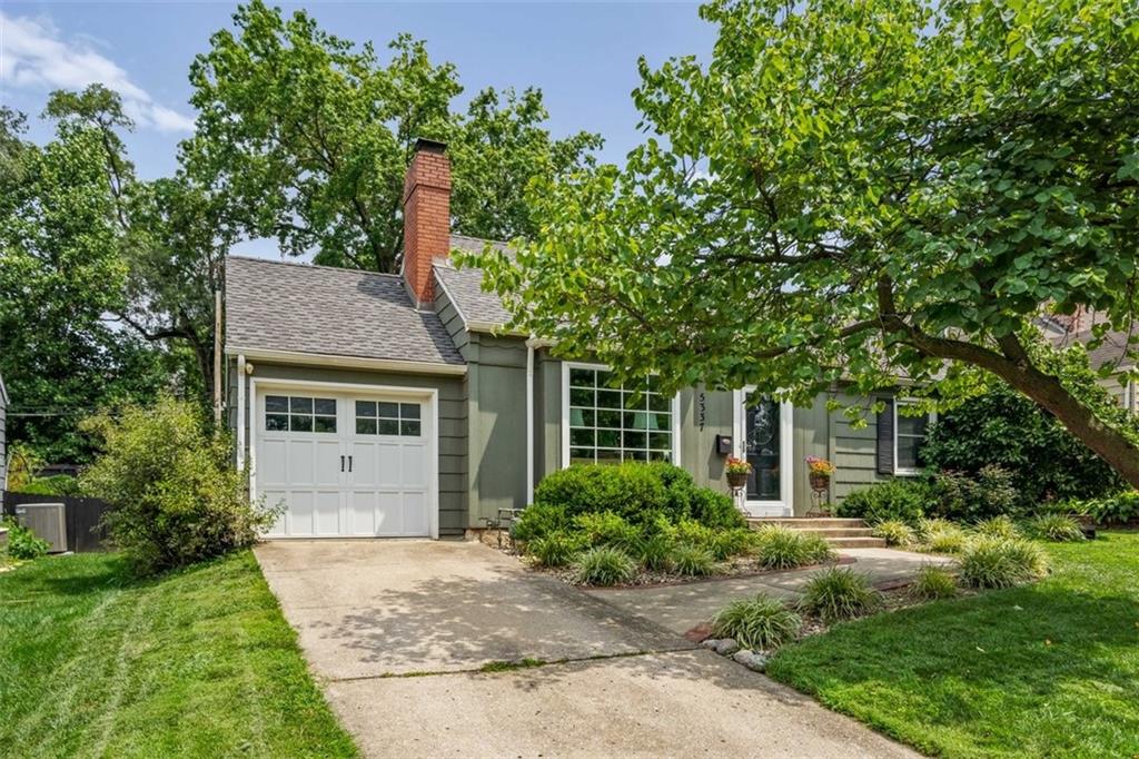 Listing Photo MLS #HMS2636279