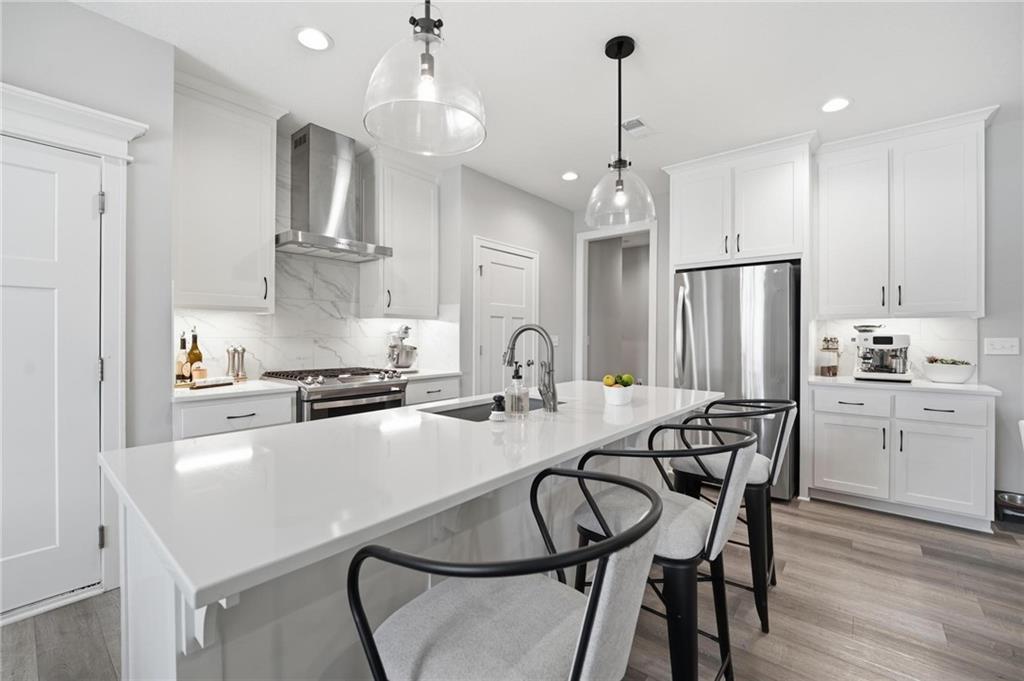 Listing Photo MLS #HMS2636399
