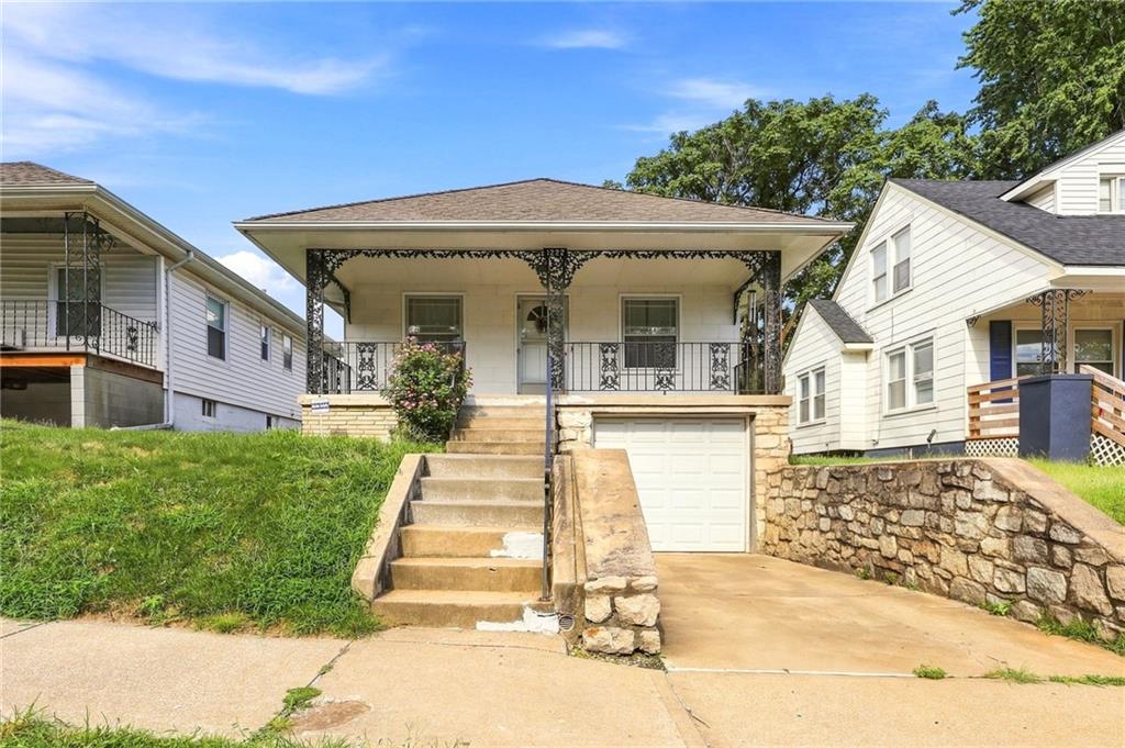 Listing Photo MLS #HMS2637105