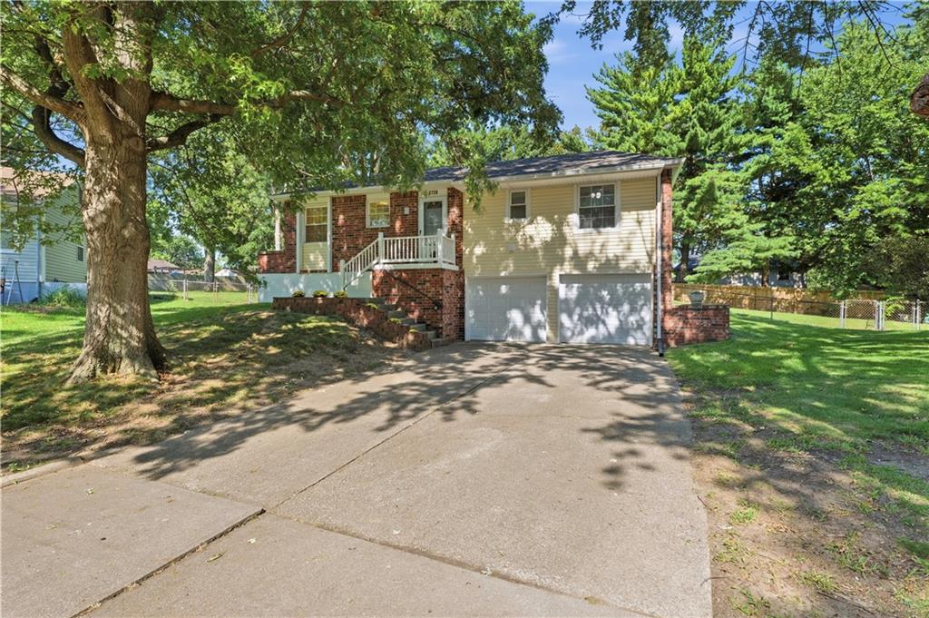 Listing Photo MLS #HMS2637130