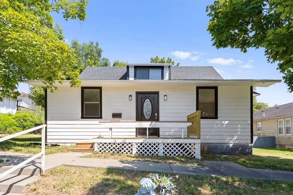 Listing Photo MLS #HMS2637276