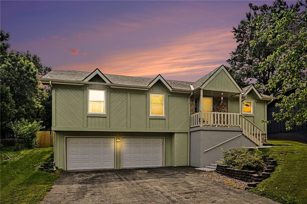 Listing Photo MLS #HMS2637654