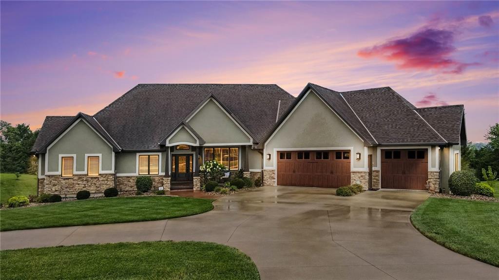 Listing Photo MLS #HMS2637671