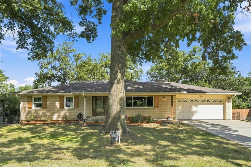 Listing Photo MLS #HMS2637790