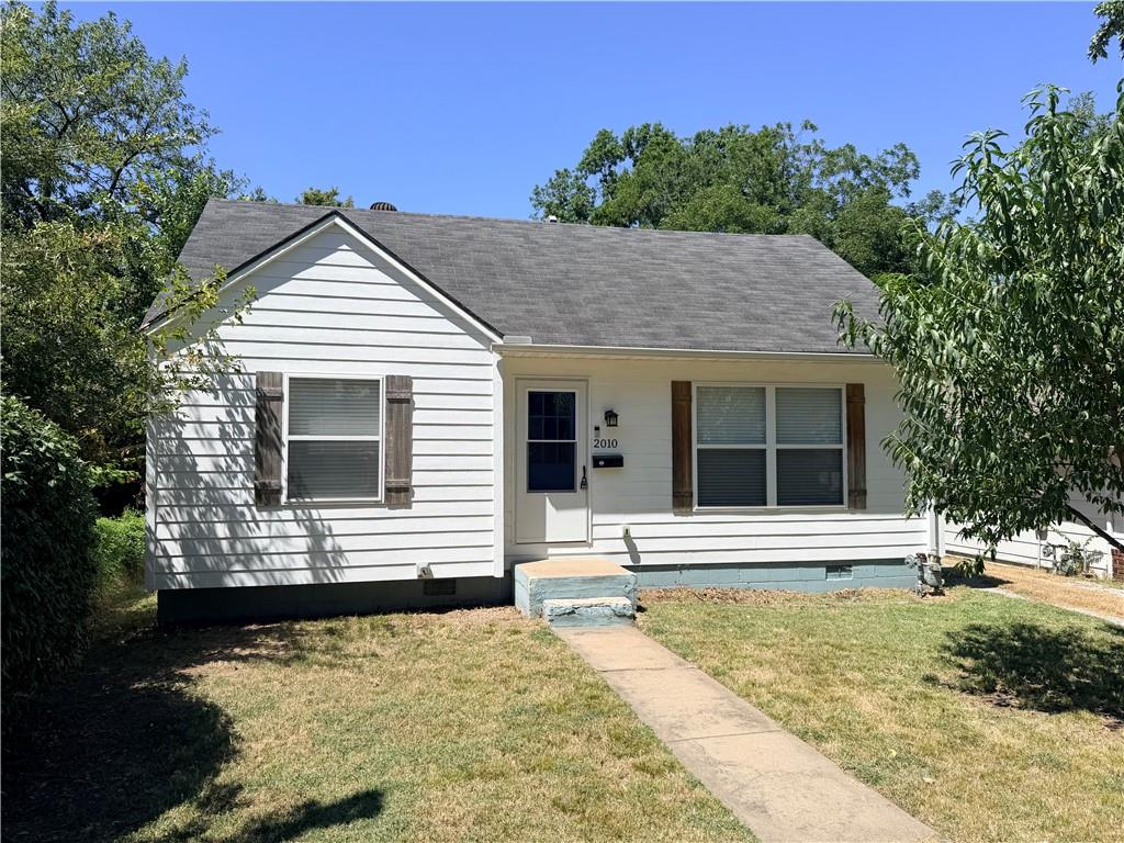 Listing Photo MLS #HMS2637842